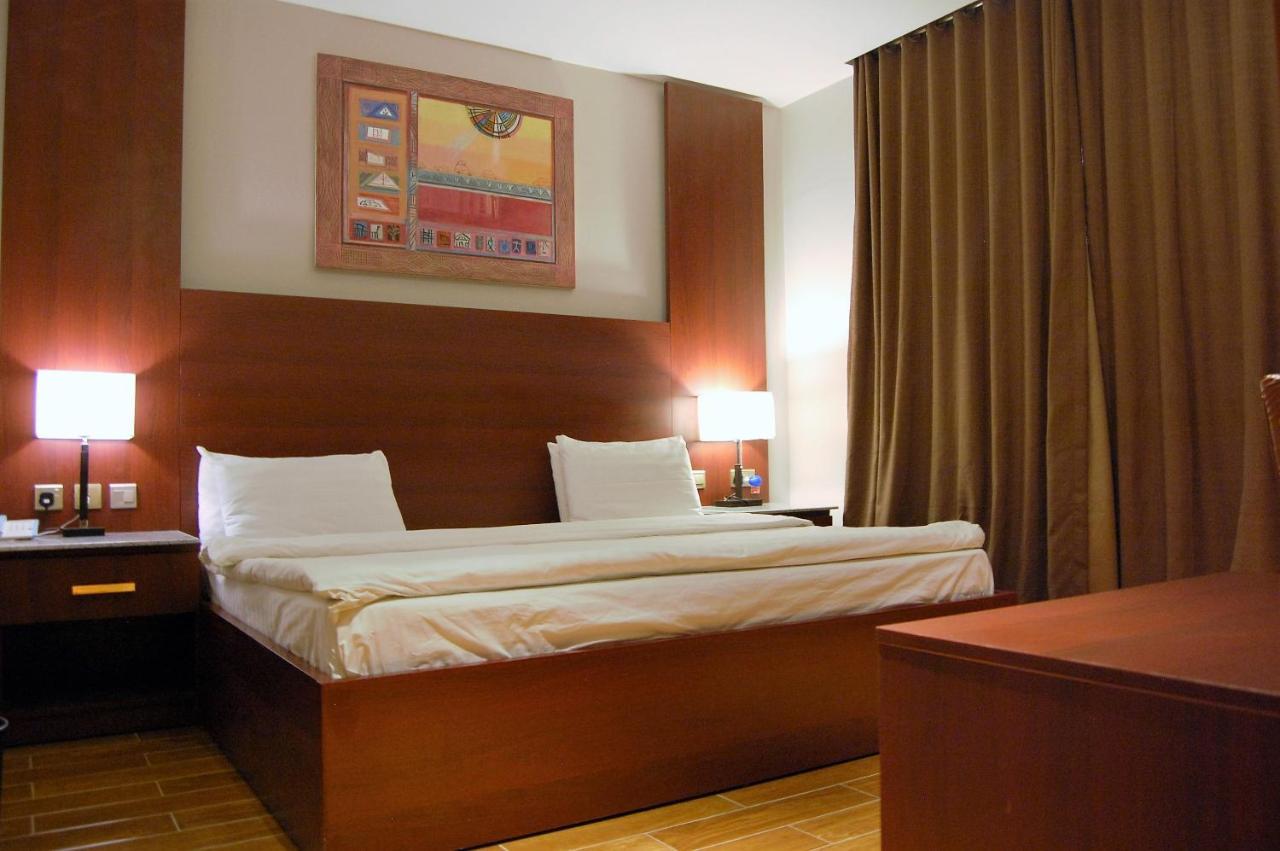 فندق كانوفي  R & K Guest Palace المظهر الخارجي الصورة