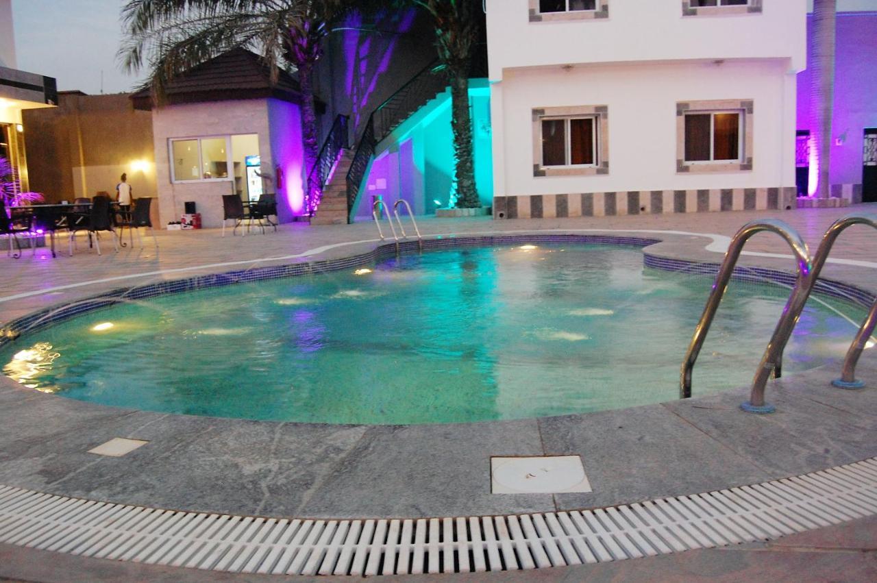 فندق كانوفي  R & K Guest Palace المظهر الخارجي الصورة