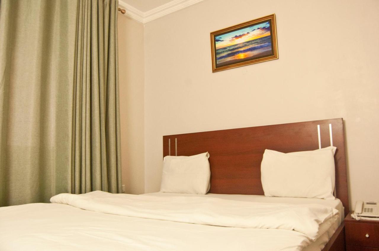 فندق كانوفي  R & K Guest Palace المظهر الخارجي الصورة